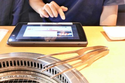 飲食店で急増中のデジタル注文「理解できすブチギレ」客の“タブハラ”と「強制友だち登録」店の“謎都合”