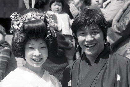 中尾彬・池波志乃夫妻、1978年3月の結婚式のもよう