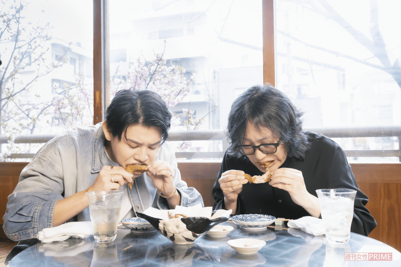 BE:FIRST・LEO、作家・燃え殻（撮影／矢島泰輔）