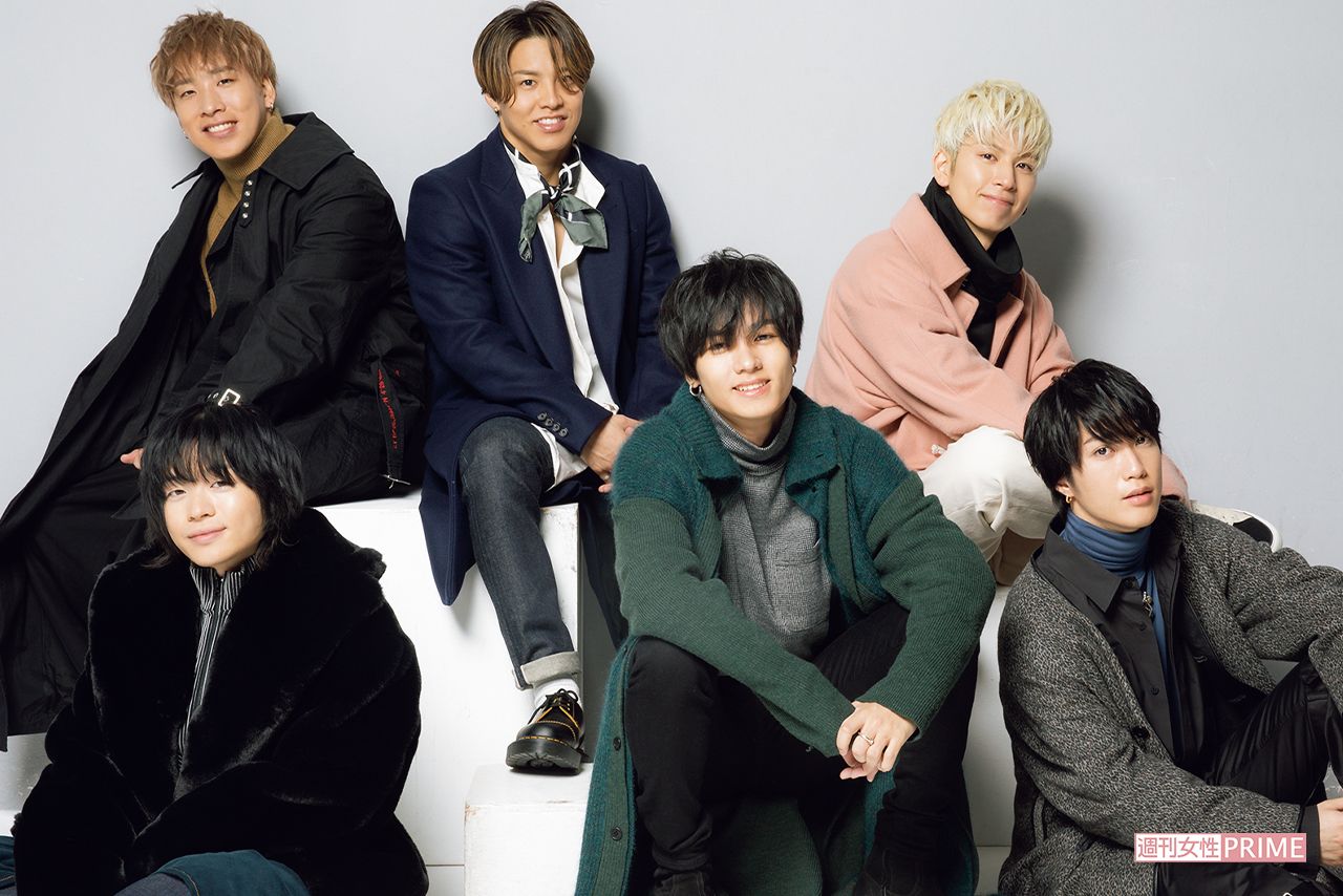 THE RAMPAGE  from EXILE TRIBE（左上から時計回りに）陣、RIKU、長谷川慎、藤原樹、川村壱馬、 山本彰吾　撮影／矢島泰輔