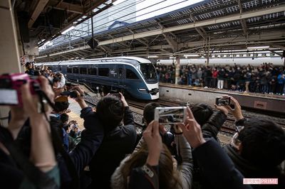 JR東の『中指立て問題』に見るマニアのマナー問題、元鉄道員が明かす“本音”