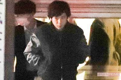 二宮和也と両親を引き裂いた“匂わせ”カノジョのものすごい手口