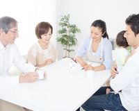 介護による遺産相続トラブル カギは「生前の話し合いと遺言書の作成」