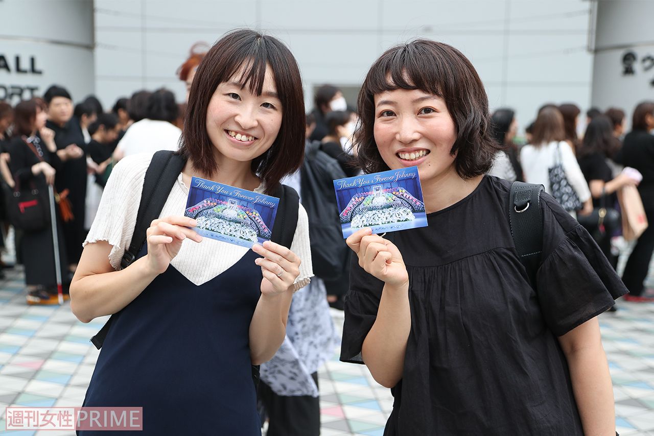 福岡と千葉から駆けつけた関ジャニファンの二人や、親子など幅広い層のファンが