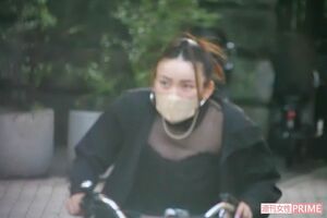 朝日奈央の結婚式に自転車で駆けつけたフワちゃん