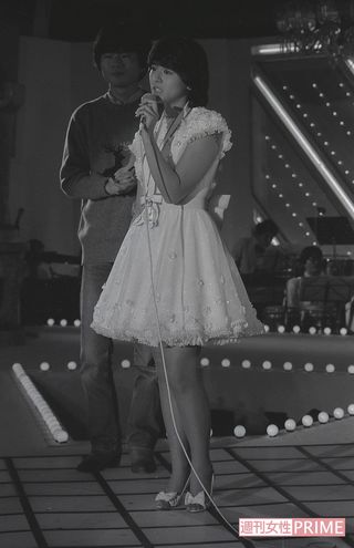 デビュー当初の小泉今日子