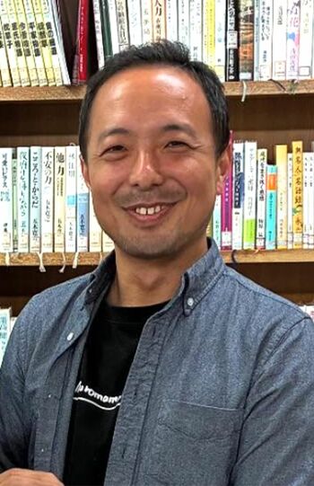 稲葉耕太さん●デイサービス「くろまめさん」を運営。「介護×田舎暮らし」をコンセプトに、高齢者が昔ながらの生活を送ることで、心身ともに健やかに過ごせる環境を提供する。SNSやYouTubeで介護の心構えや実例を積極的に発信し、そのフォロワーは30万人を超えている。