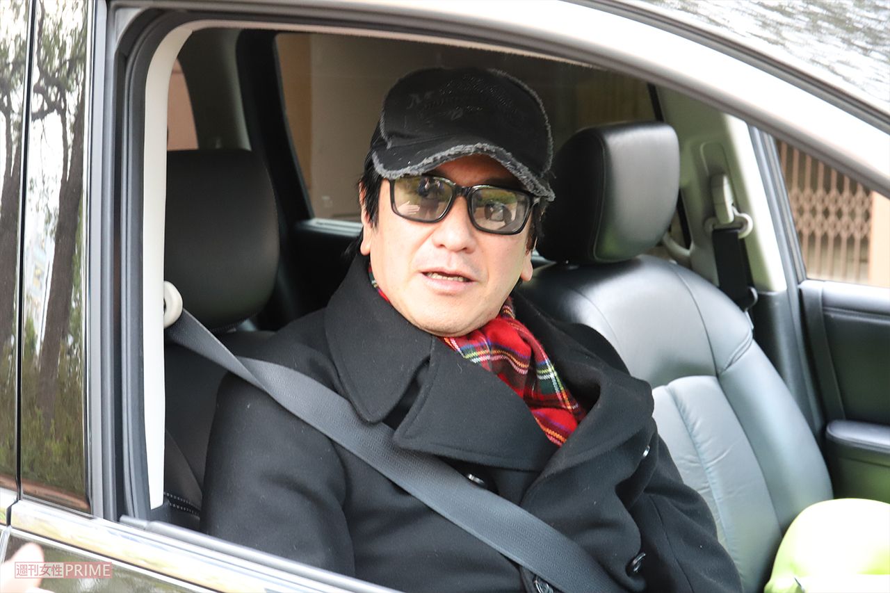 '19年離婚騒動に直撃を受けるも余裕の表情を浮かべる川崎麻世