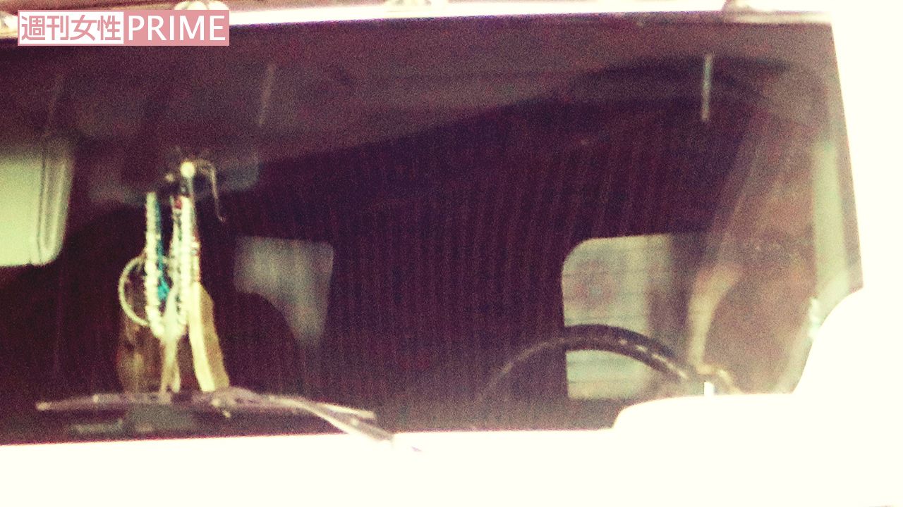 2月初旬の娘のスクール送迎時、静香を乗せハンドルを握る木村