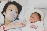 がんで余命1か月を宣告された女性「5日前に娘を産んだばかりなのに」横行結腸がんステージIVでも諦めない強…