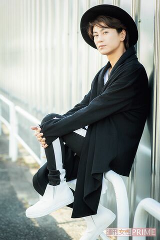 '18年8月。41歳を前に「40代になって、自分の好きなものは好きと言える生き方をしていけたらいいなと思います。ちゃんと面と向かって、いろんなことを素直に言える人間でありたい。そんな大人のほうがすてきですよね」　撮影／廣瀬靖士、本誌写真班