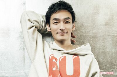 草なぎ剛、年男となる来年は「トラっぽく“ガオー”と戦っていきたい（笑）」