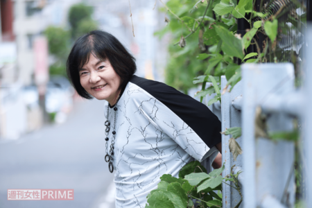 母の旅立つ瞬間までもカメラを向け、自身も認知症になったら自分で撮ると話す信友さん