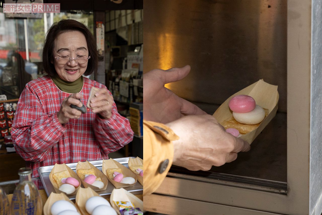 叶稲荷のお供えは境内にある茶屋で。お店の人が火打石で清めてくれる