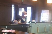 安達祐実、生まれたばかりの長男とつけ麺店で夫婦デート「首が座ってきたね」