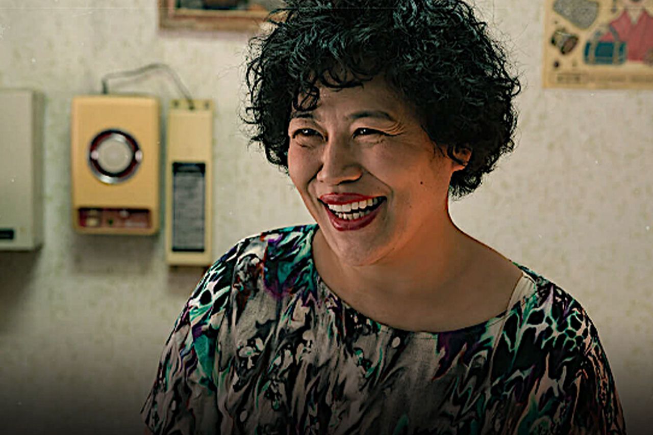 よし子役の青木さやか（映画『他人は地獄だ』公式サイトより）