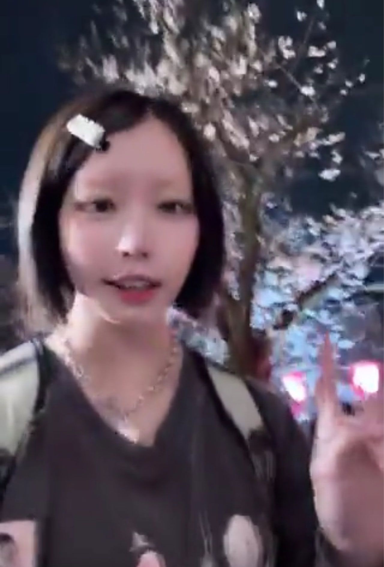 眉毛のないあのちゃん（本人のインスタグラムより）