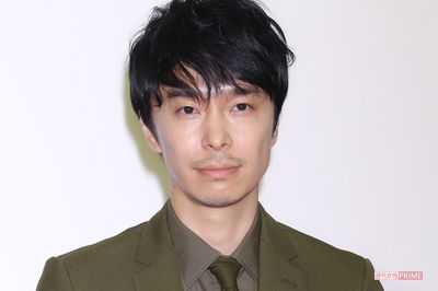 長谷川博己、出演するドラマやCMに合わせたメガネ選びへの熱量がスゴい！