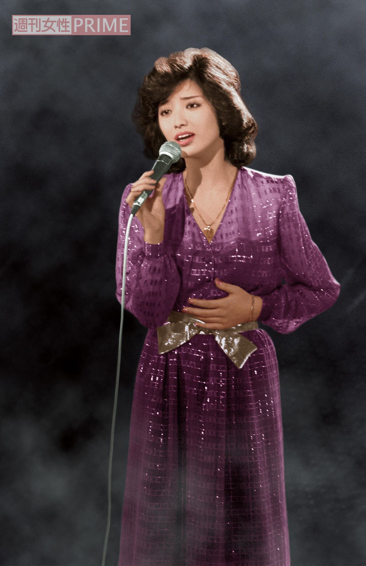 『ザ・ベストテン』で歌唱する山口百恵