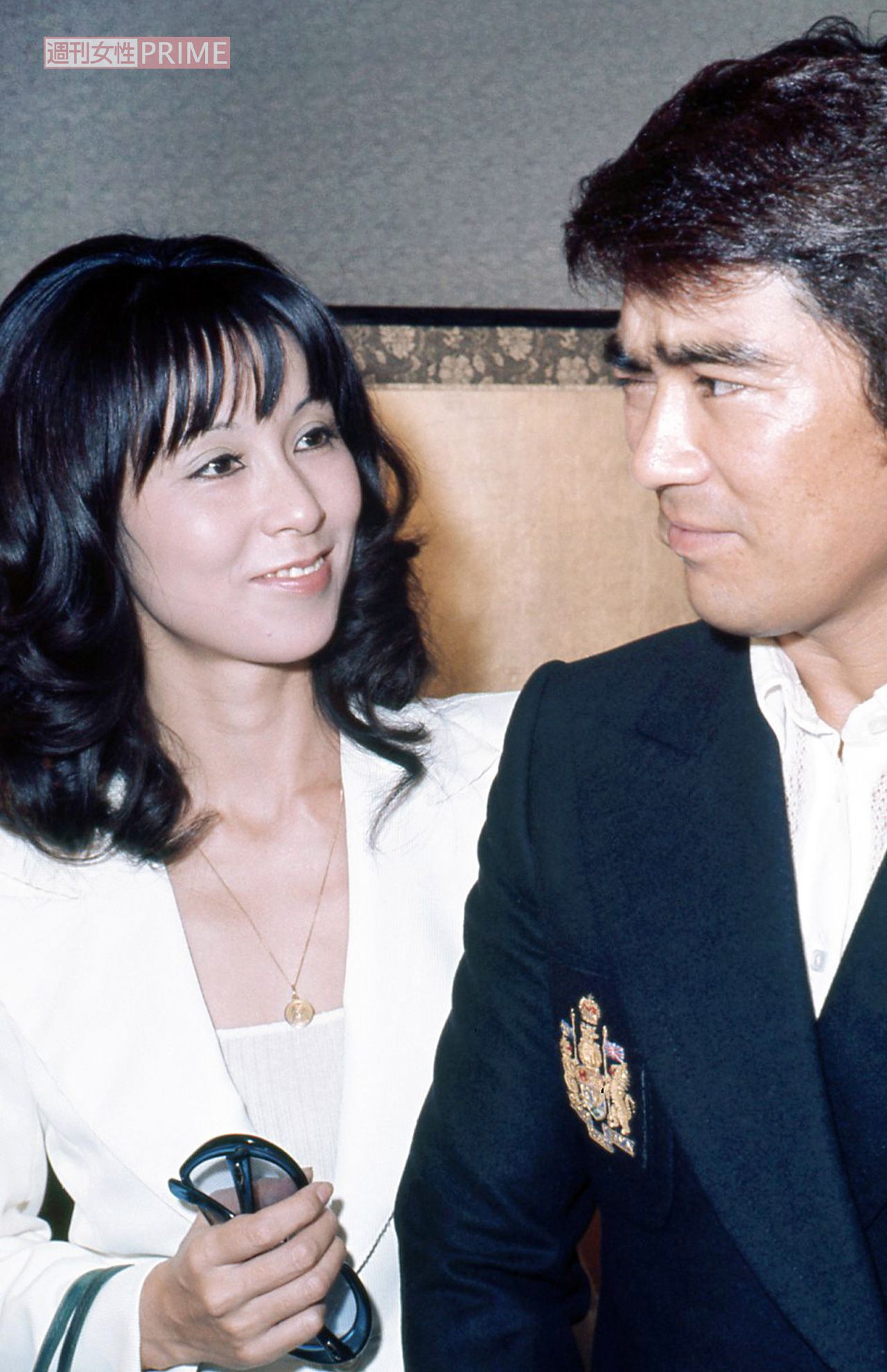 人気ドラマ『キイハンター』での共演がきっかけで交際した故・野際陽子さんと婚約を発表（'72年撮影）