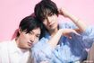 西山智樹(左)と前田大輔 撮影/矢島泰輔、スタイリング/大野紗也、衣装協力/(株)アンティローザ(https://auntierosa.com/)