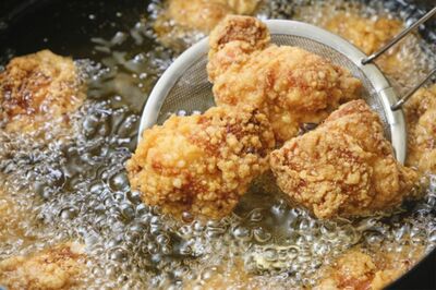 揚げ物の二度揚げは最悪！からあげやステーキで老化が進む「焼く・揚げる」より「蒸す・茹でる・煮る」がい…