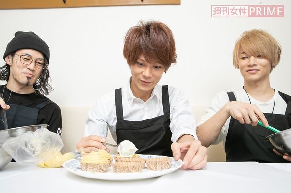 チーズがスプーンにくっついてやりにくい模様