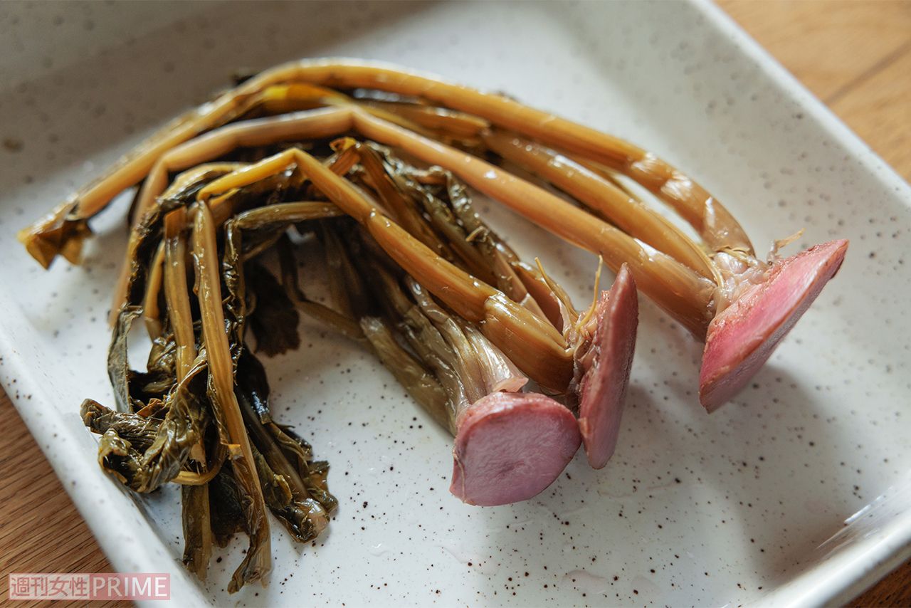 すんきは日本の伝統的発酵食品の中でも植物性乳酸菌だけで作る漬物。塩分を控えたいという人にもおすすめ　撮影／竹内章雄