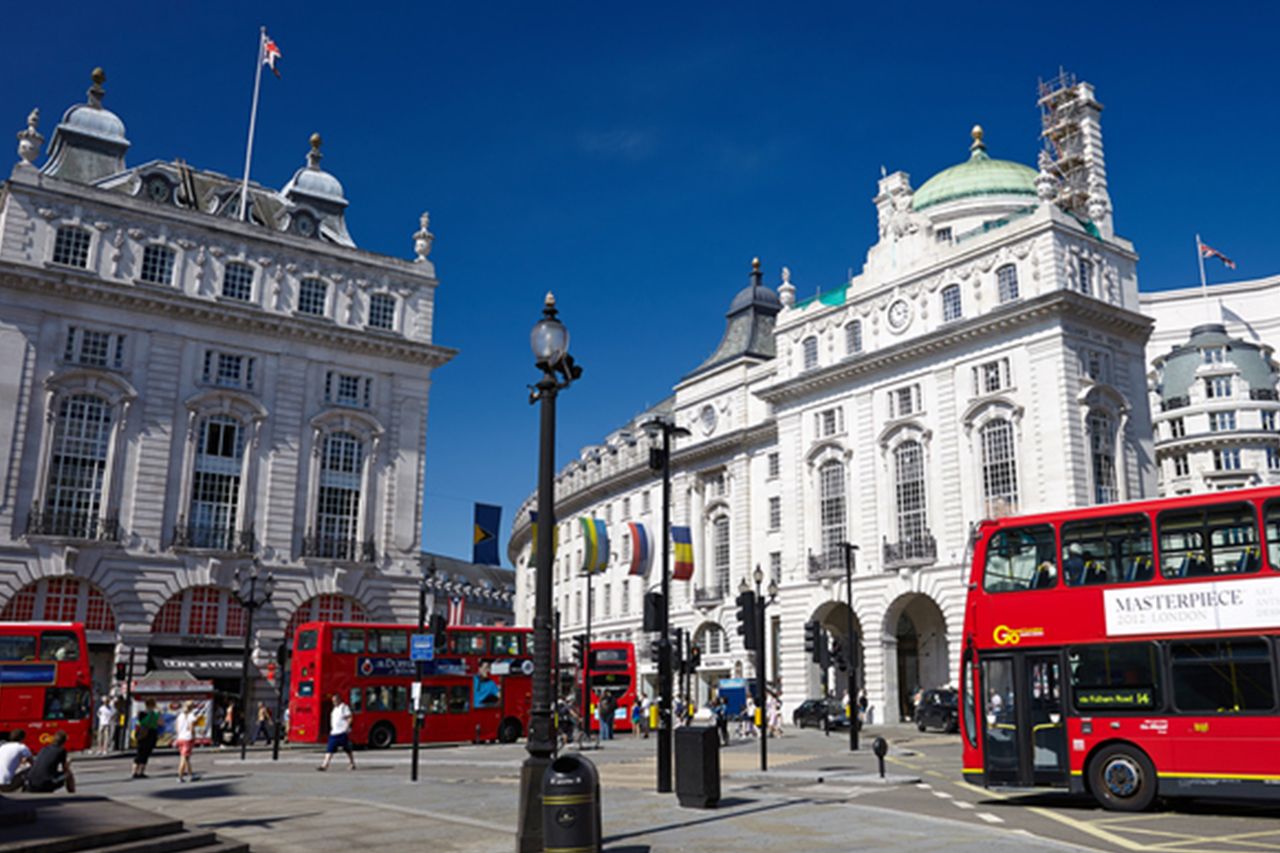 ロンドンの人気エリア、ピカデリー・サーカス