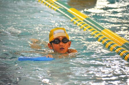 女児の身体を触ったとして逮捕されたさいたま市のスイミングクラブの男性コーチが不起訴処分に（写真はイメージです）