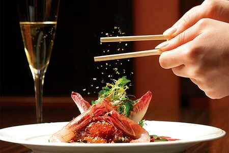 『料理用金箔「縁」デコラティブ3672円・料理用金箔ぱっきん箸5膳セット』1350円（5膳）※いずれも送料別