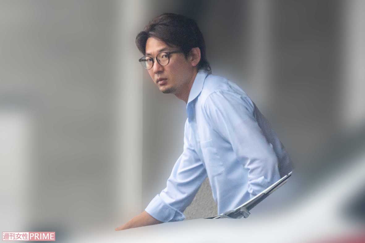 2026年6月中旬、直撃に応じたフジテレビの谷岡慎一アナ