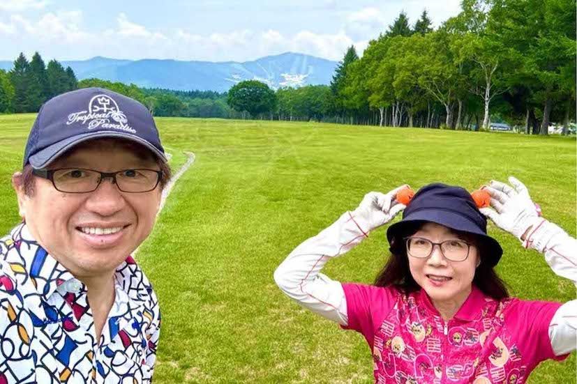 昨年の7月。夫婦で長野へゴルフに行った森田豊さん。このときから少しずつ症状は出始めていたという