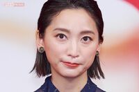 杏が逃れられない“東出昌大の呪縛”、今夏のフランス移住計画が「サル痘」で延期ピンチ