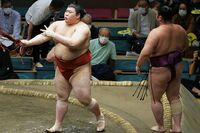 【熱海富士】2日連続金星で540万円超！ 懸賞金への“無邪気な笑顔”に反響