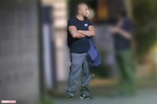 自宅に帰宅した木村拓哉の弟・俊作氏を直撃すると、最初は驚いた様子だったが、A子さんの名前を出すと30分以上にわたり興奮してまくし立てた