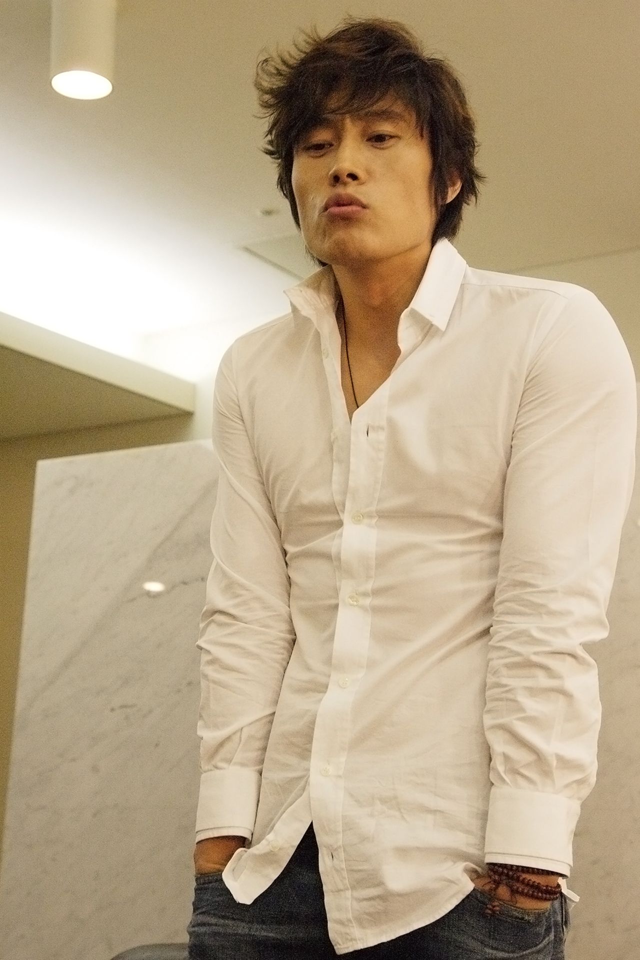 イ・ビョンホン