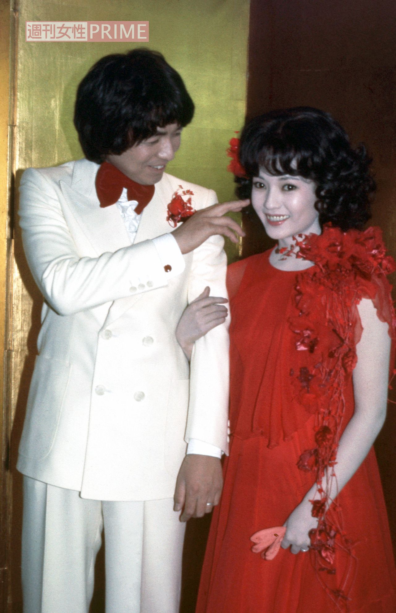 1977年2月、赤坂プリンスホテルで結婚式を挙げた中村雅俊と五十嵐淳子さん