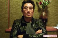 籠池夫妻の長男激白！絶縁状態だった両親へ、塀の外から手製メガホンで激励の日々