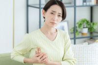 《乳がんとお金》乳がん罹患率は40代〜60代が増加、「もしも」の場合を解決する医療費と保険の“心配事”