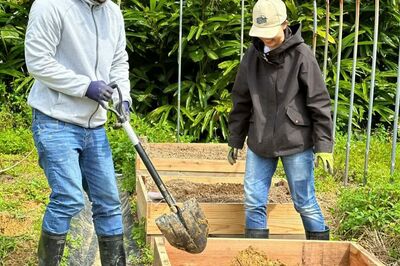 仕事を退職し、6月から沖縄移住。家賃3万2千円の1Kで暮らし始める　写真提供／沖縄移住アラサー夫婦　書籍『7年で資産4000万円を達成した アラサー夫婦のゆる早セミリタイア 』（主婦と生活社）