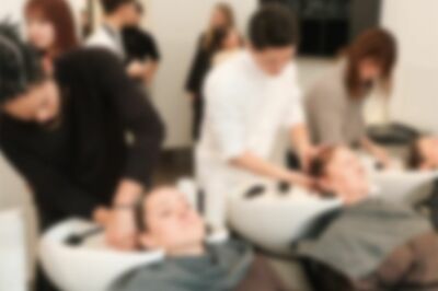 《東京・秋葉原》性風俗を利用後、見知らぬ女子高生を尾行痴漢 美容専門学校イケメン講師・阿部賢治容疑者…