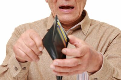 高齢者の貧困問題が深刻化「ばばあ、とっとと辞めろよ！」貧困シニアの死ぬまでバイト地獄、ダブルワークや…