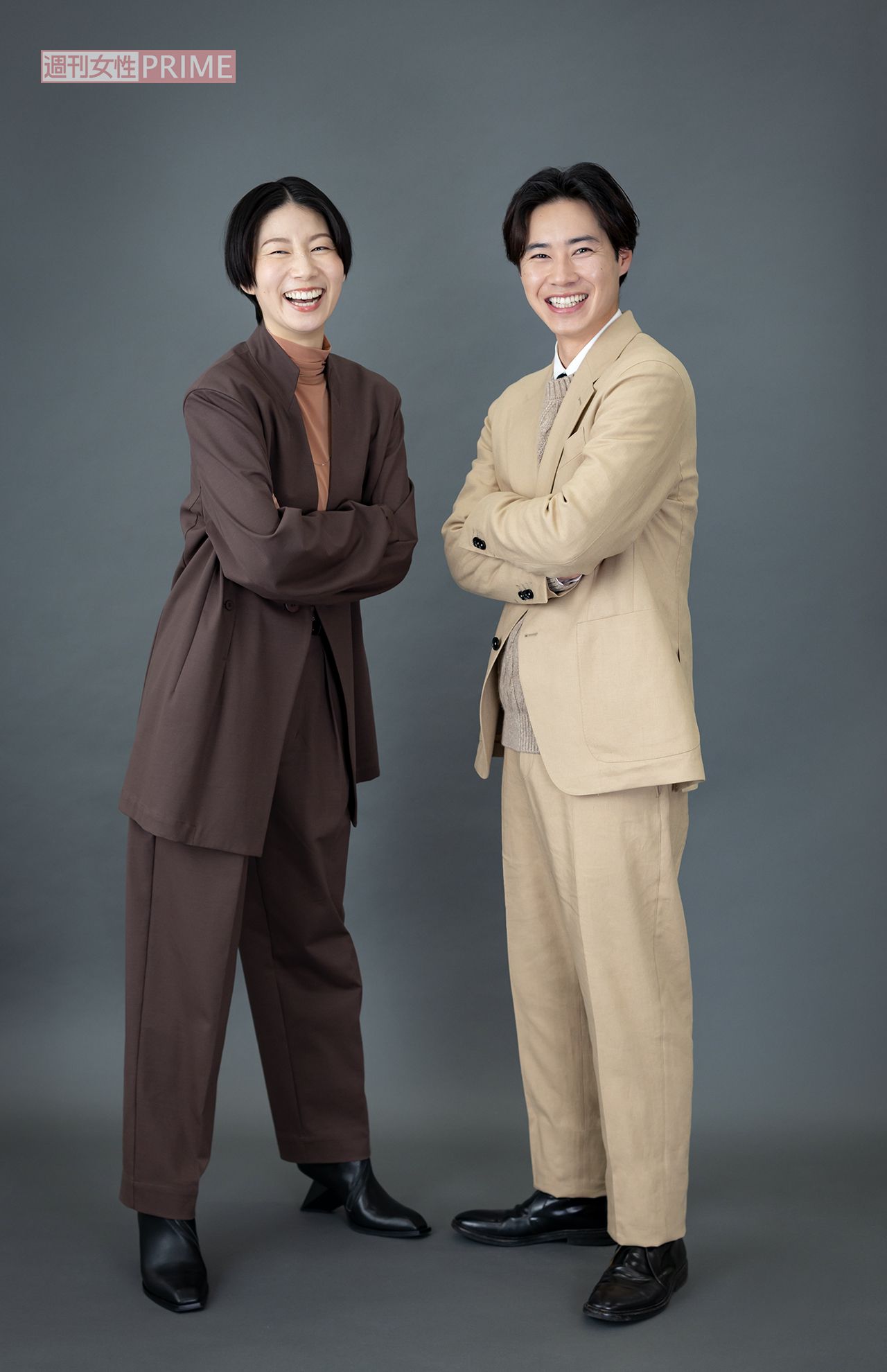 写真左から土居志央梨、戸塚純貴　撮影／斎藤周造