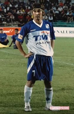 '04年は、マレーシアスーパーリーグ『ペナンFC』でもプレー