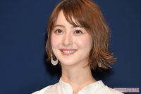 佐々木希「主人の姿を見守る」妻としての決意表明も、アンジャッシュ・渡部建の復帰は前途多難