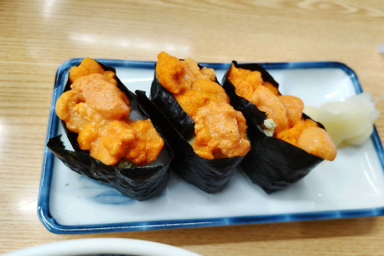 バフンウニ3貫2400円だが、この質なら破格！