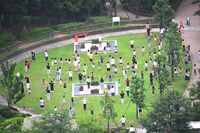 大音量での「朝のラジオ体操」は近所迷惑なのか?論争!除夜の鐘を突くな、カエルの泣き声がうるさいも同じ…