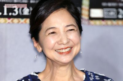 宮崎美子が『鬼滅の刃』超え、驚異のかわいすぎる“アラ還”ビキニの秘訣