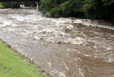 西日本豪雨級の雨が東京を襲ったら鉄橋は全滅！ 他人ごとじゃない災害、どう備える？